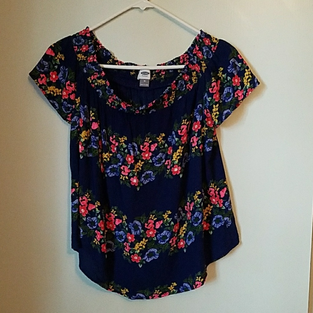 Old Navy flowered on/off Shoulder Top Size M